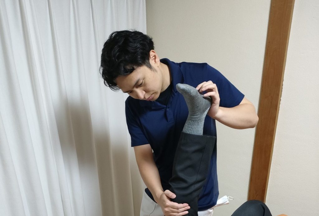 院長が施術している様子